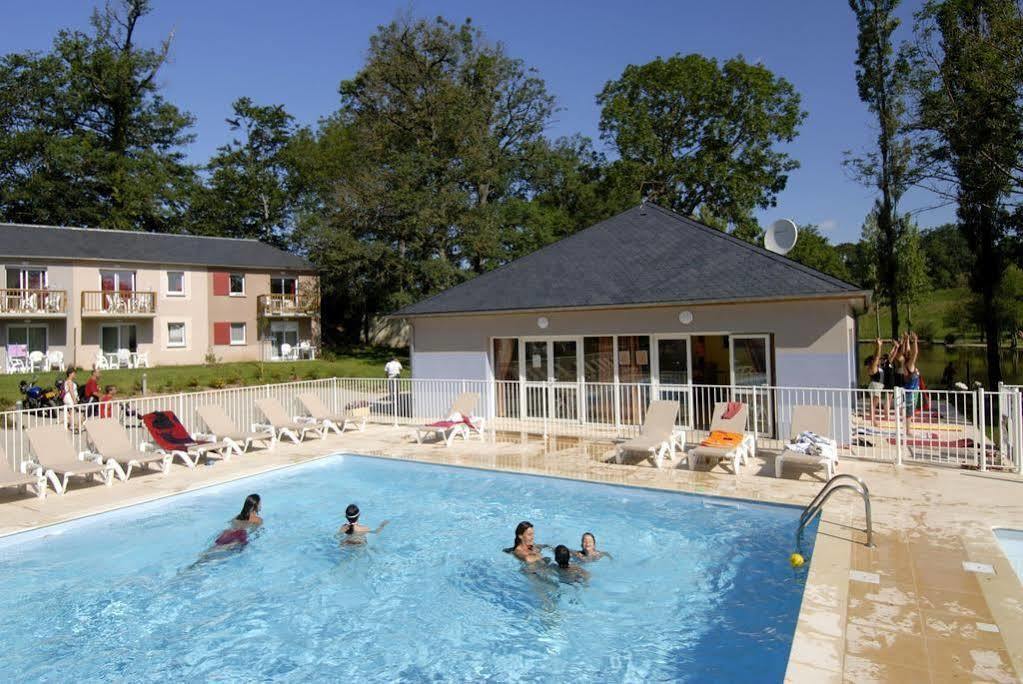 Rignac  Residence Odalys Le Hameau Du Lac מראה חיצוני תמונה
