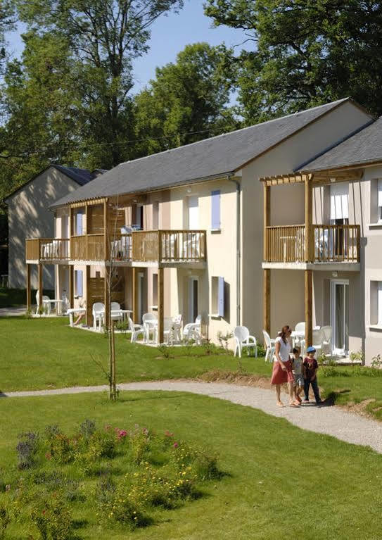 Rignac  Residence Odalys Le Hameau Du Lac מראה חיצוני תמונה