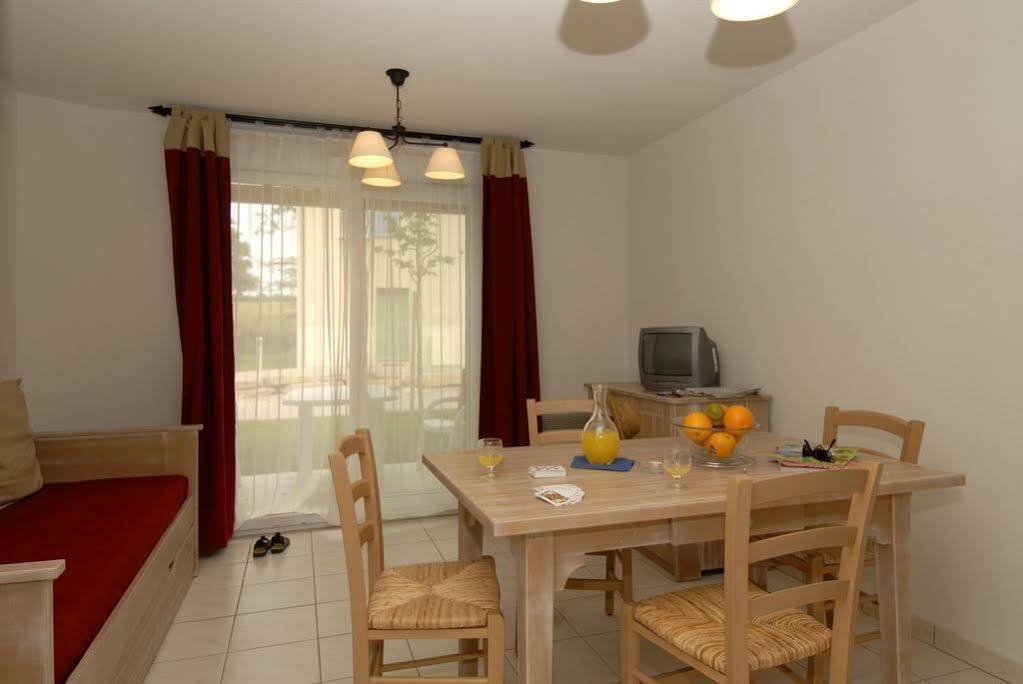 Rignac  Residence Odalys Le Hameau Du Lac מראה חיצוני תמונה